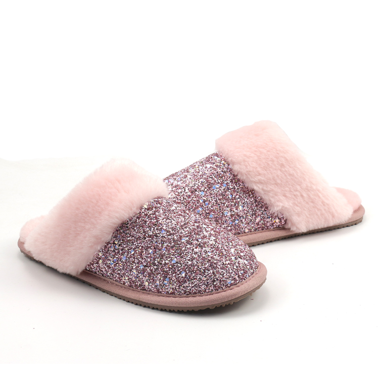 Fashion Winter Warm Indoor Outdoor Furry Faux Sheepskin Fur Pink Bling Bling Glitter Slippers for Women 