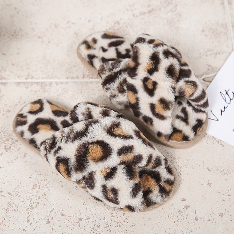 Women's Sandals Leopard Plush Open Toe Fuzzy Faux Fur House Flat Cross Band Fur Slides Bedroom Slippers 