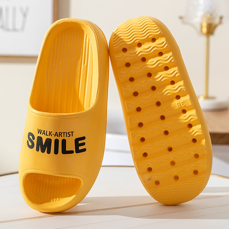 Wholesale Bathroom Cloud Slippers EVA Sandals Pillow Slides