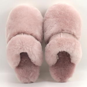 New Fashion Women Furry Sheepskin Slippers For Winter