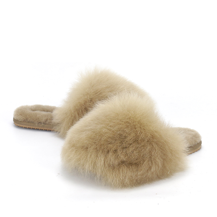 Custom Long Real Fur Closed Toe Big Sheepskin Fur Slippers