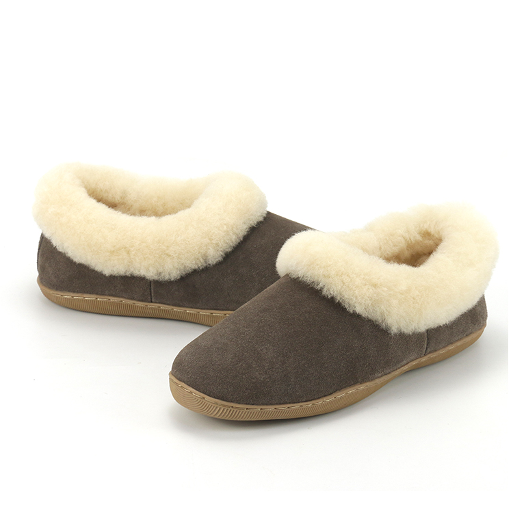 Custom Winter Warm Outdoor Wide Sheepskin Slippers